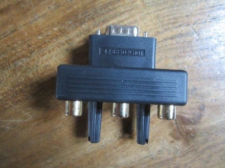 Optoma - VGA (Male) to Component (Female) Adapter