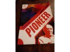 PIONEER,LEVEL B2-STUDENT`S BOOK