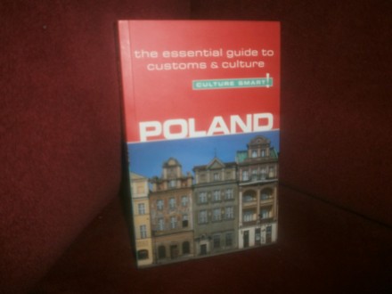 POLAND,the essential guide to customs and culture