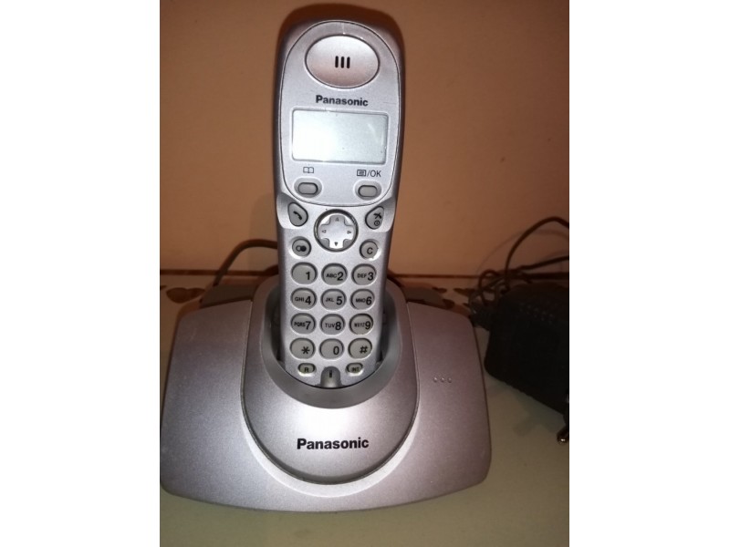 Panasonik telefon-fiksni
