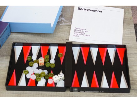 Pelikan set za backgammon