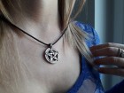 Pentagram sa runskim pismom ogrlica,Petokraka zvezda