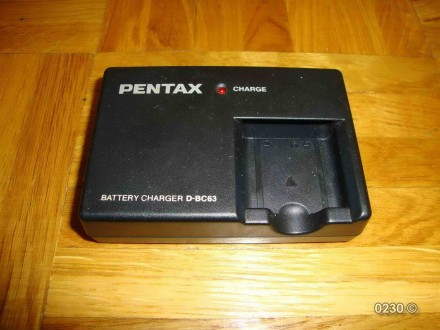 Pentax D-BC63 punjac za kamere 4.2V 0.55A