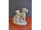 Porcelanska figura dva psa slika 1