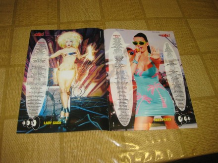 Poster (dvostrani) Lady Gaga, Muse, Green Day, Katty Pe