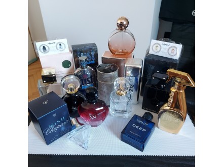 Prazne bočice originalnih parfema, 12 komada