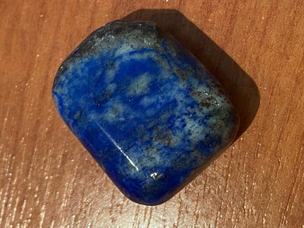 Prirodni kamen lapis lazuli