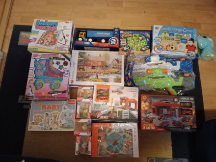 Prodajem 23 nove igračke za decu sve 9999 din