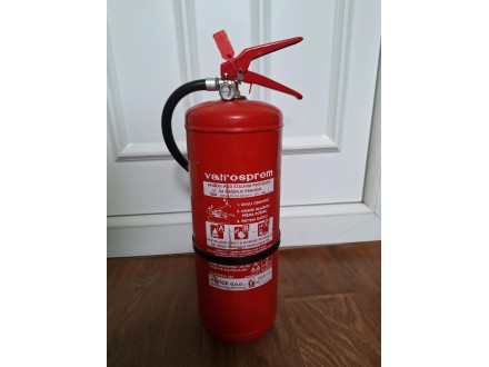 Protiv požarni aparat stalni pritisak S-6kg