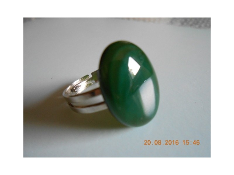 Prsten - zeleni žad - poludragi kamen