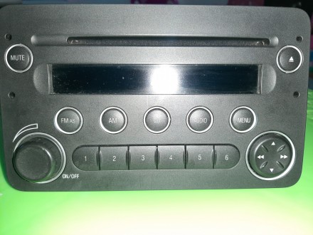 Radio i CD fabrički za auto `Alfa 159 JTDM`