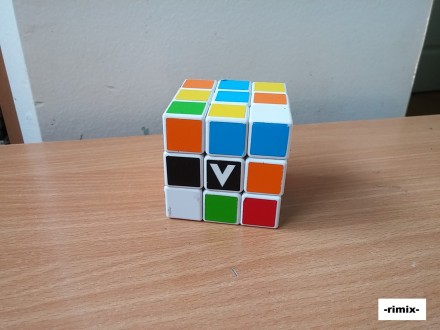 Rubikonova kocka - V cube