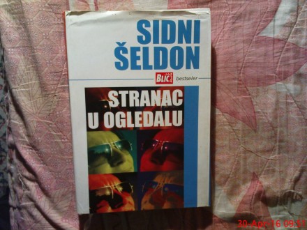 SIDNI SELDON  -  STRANAC U OGLEDALU