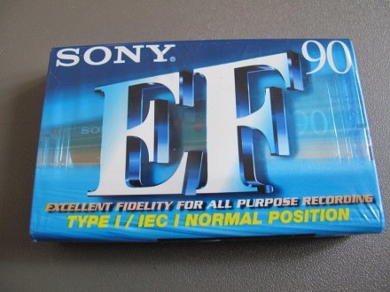 SONY EF90 muzička kaseta - nekorišćena u celofanu