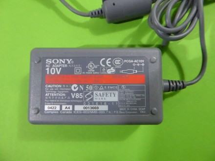 SONY PCGA-AC10V strujni adapter 10V 1.5A