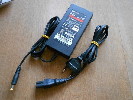 SONY PlayStation SCPH -79100 strujni adapter