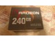 SSD 240Gb Radeon R5 hard disk 2.5Inch slika 1