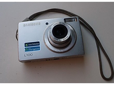 Samsung L100 8.2MP Digital Camera with 3x Optical Zoom!