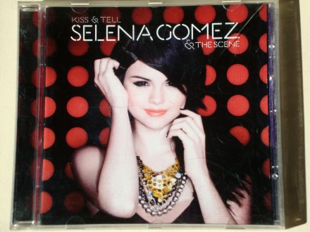Selena Gomez &; The Scene - Kiss &; Tell