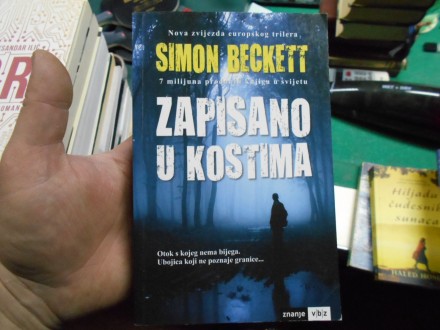 Simon Beckett - Zapisano u kostima