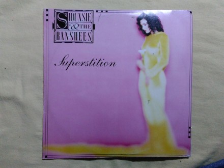 Siouxsie and The Banshees, Superstition