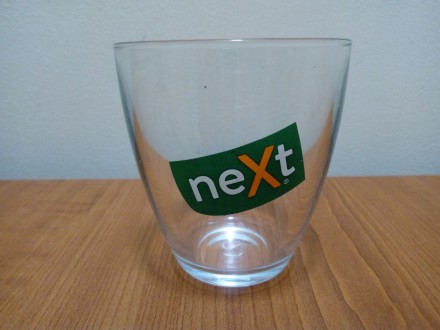 Staklena čaša - NEXT