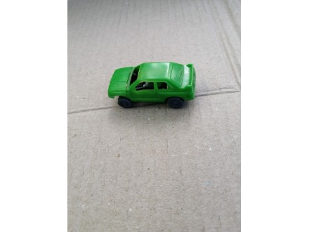Stare kinder figure - Automobil zeleni