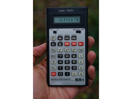 Stari školski Nemački kalkulator