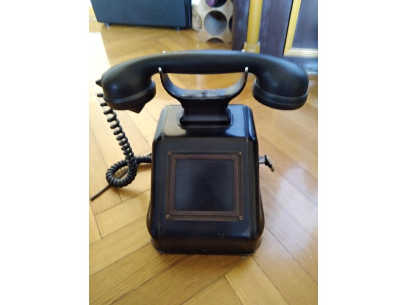 Stari telefon