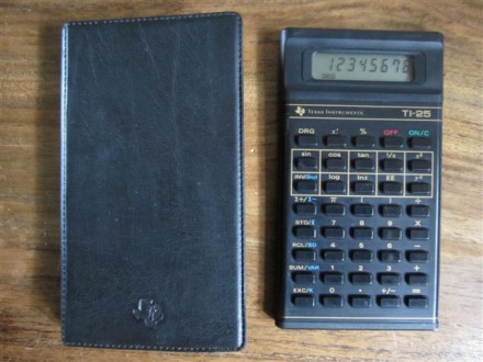 Texas Instruments TI-25 stari kalkulator