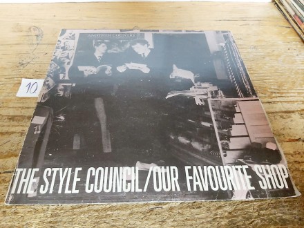 The Style Council Our favourite shop (4/4+)