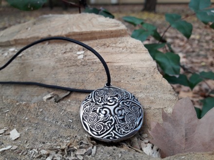 Triskelion sveto trojstvo amulet ogrlica,Keltski simbol