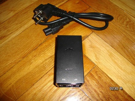 UBIQUITI POE adapter za WiFi antene GP-A240-050 #2