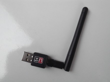 USB WiFi 802.11 ngb sa antenom Realtek RTL8188
