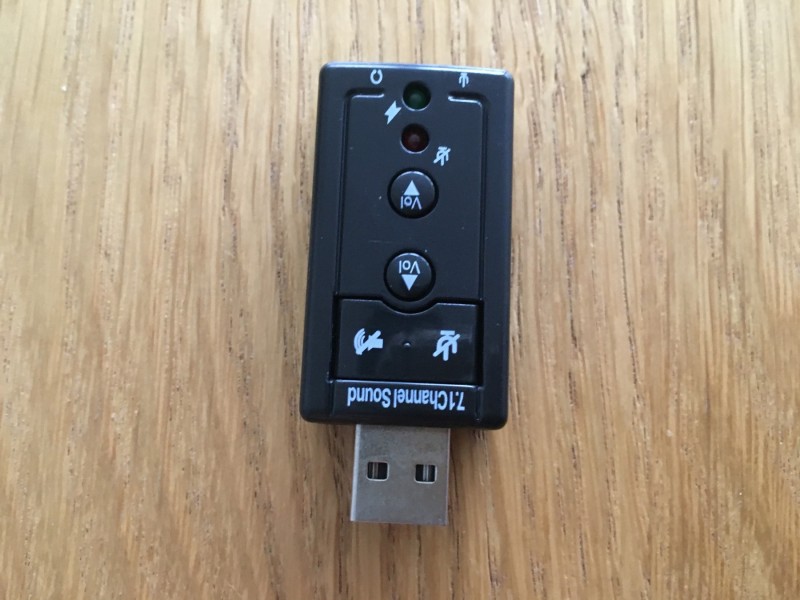 USB adapter / zvučna karta / za slušalice sa mikrofonom