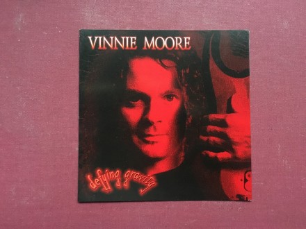 Vinnie Moore - DEFYiNG GRAViTY (bez CD-samo omot) 2001