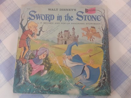 Walt Disney`s Sword In The Stone - Mač U Kamenu
