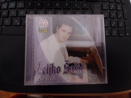Zeljko Sasic - neko drugi.  Original cd U celofanu