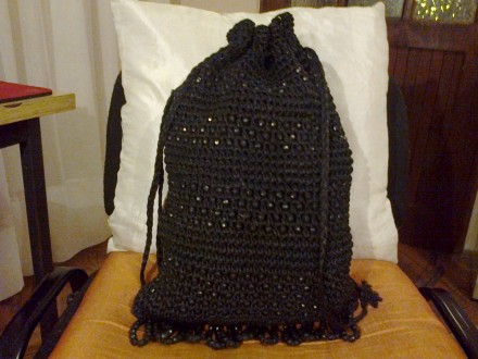 crna heklana atraktivna torba
