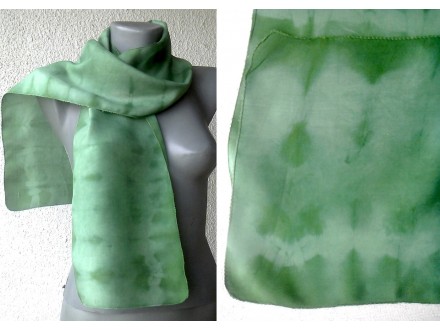 ešarpa svilena zelena 137x21 cm