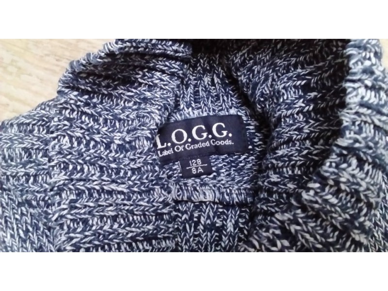 komplet pantalone + pamučni džemper marke Logg